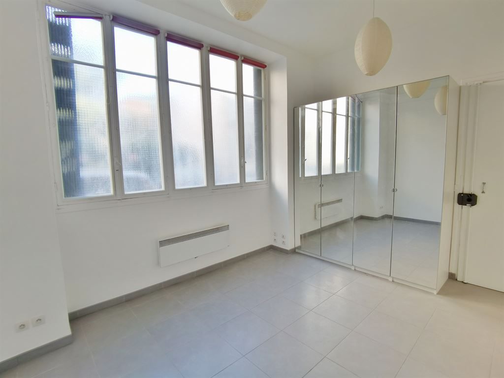 appartement 1 pièce en vente sur PARIS (75011)