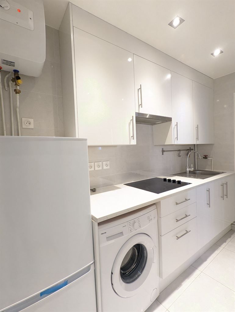 appartement 2 pièces en location sur PARIS (75011)