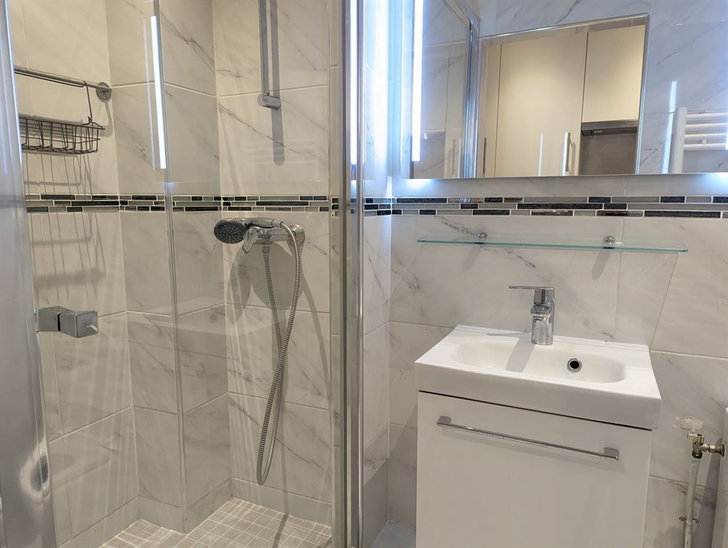 appartement 2 pièces en location sur PARIS (75011)