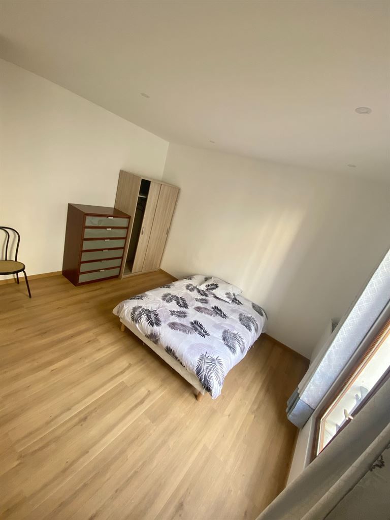 appartement 4 pièces en location sur PARIS (75010)