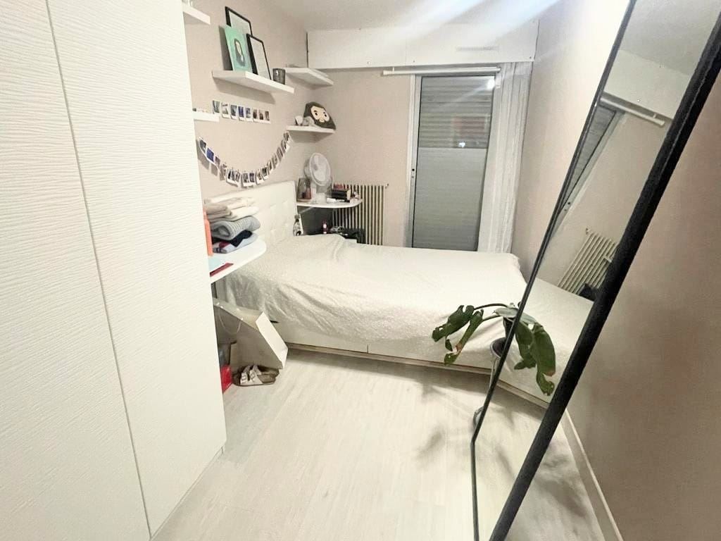 appartement 4 pièces en location sur PARIS (75012)
