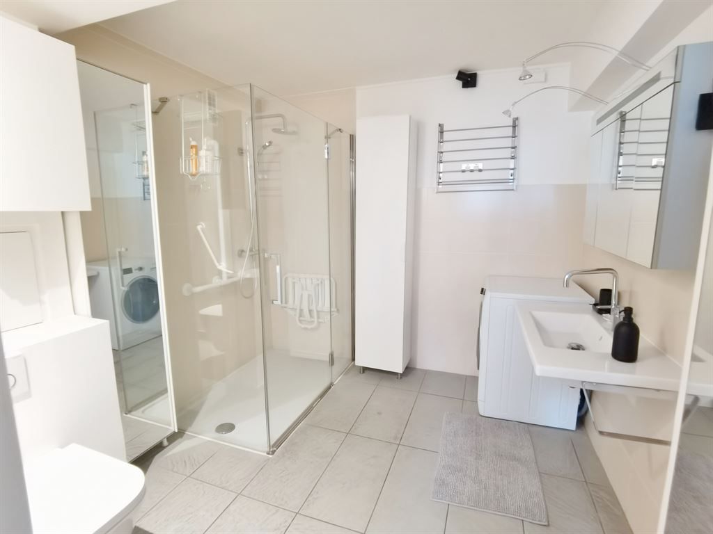 appartement 2 pièces en vente sur PARIS (75008)