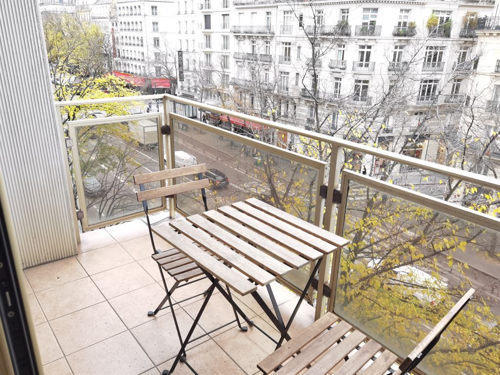 appartement 2 pièces en location sur PARIS (75008)