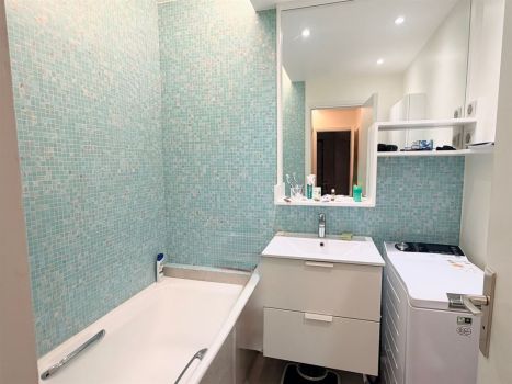 Vente Appartement Paris 10 2&nbsp;Pièces 52&nbsp;m²