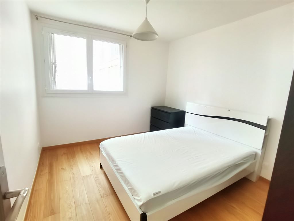 appartement 5 pièces en location sur PARIS (75019)