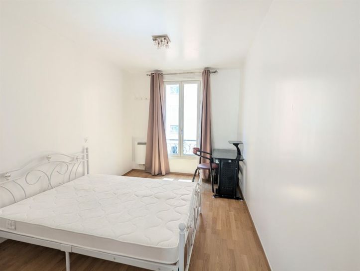 Location Appartement Paris 10 2&nbsp;Pièces 30&nbsp;m²