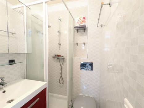 Location Appartement Paris 10 2&nbsp;Pièces 30&nbsp;m²