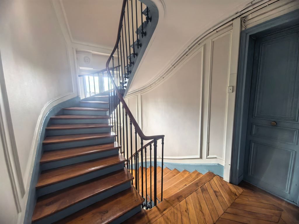 chambre de service 1 pièce en vente sur PARIS (75010)