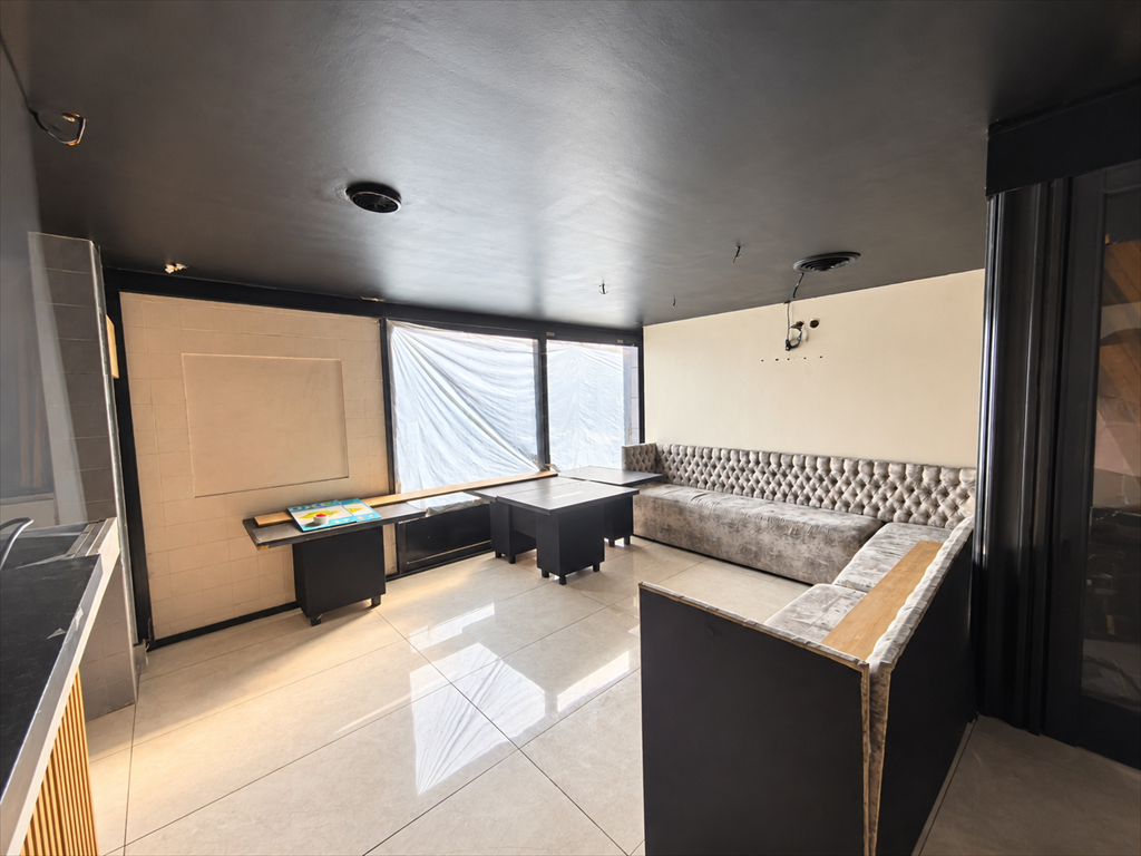 Appartement 5 pièces 101 m² · à Paris · 101 m² · 880 000 €