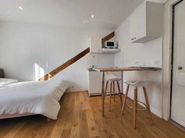 appartement 1 pièce en location sur PARIS (75020) - Plus de details